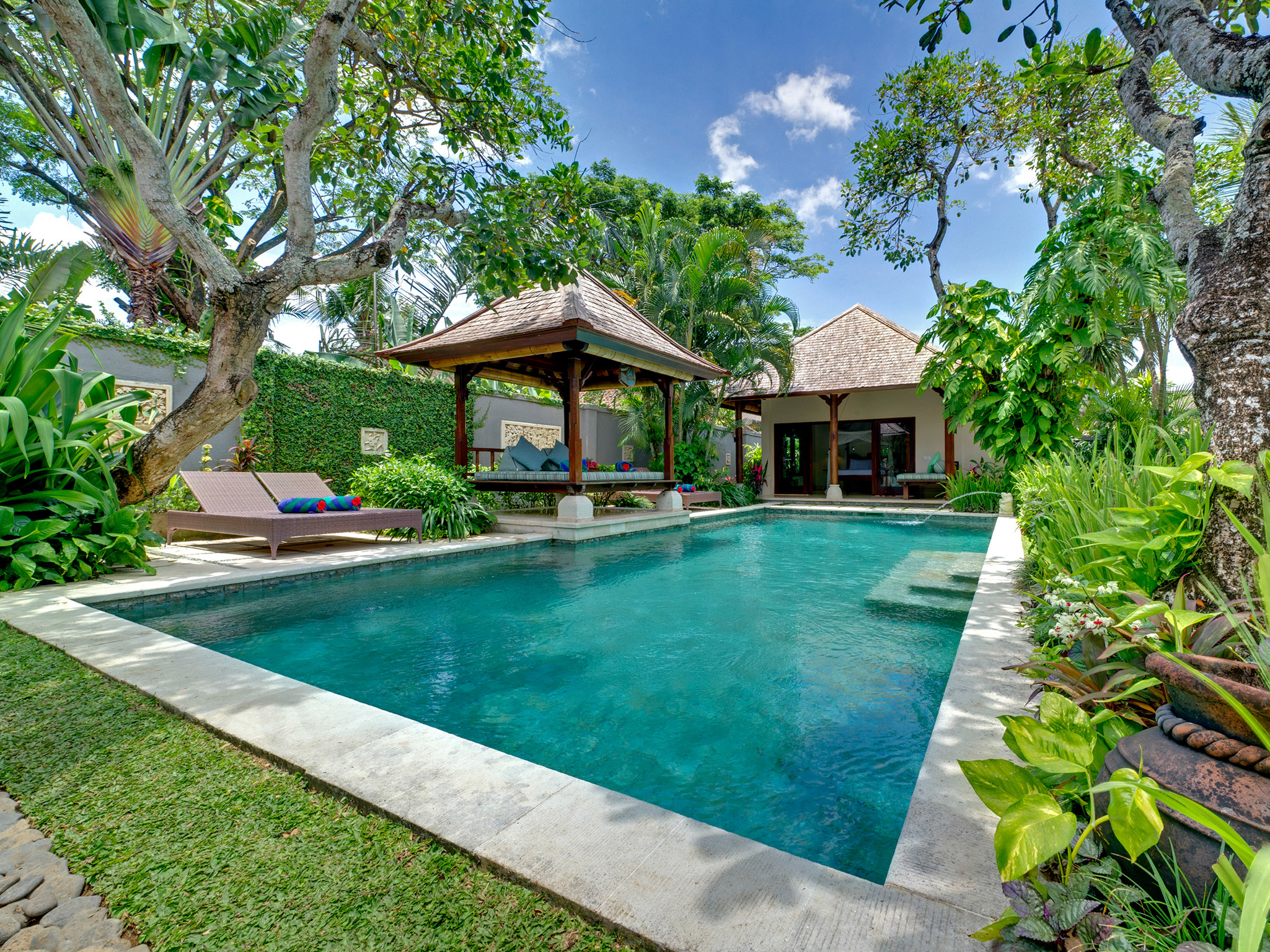 Villa Kedidi - Pool and gardens - Villa Kedidi, Canggu, Bali